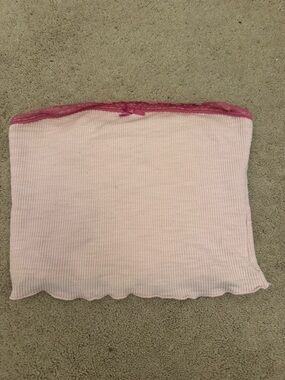 RSQ Light Pink Ribbed Strapless Tube Top with Dark Pink Lace Trim